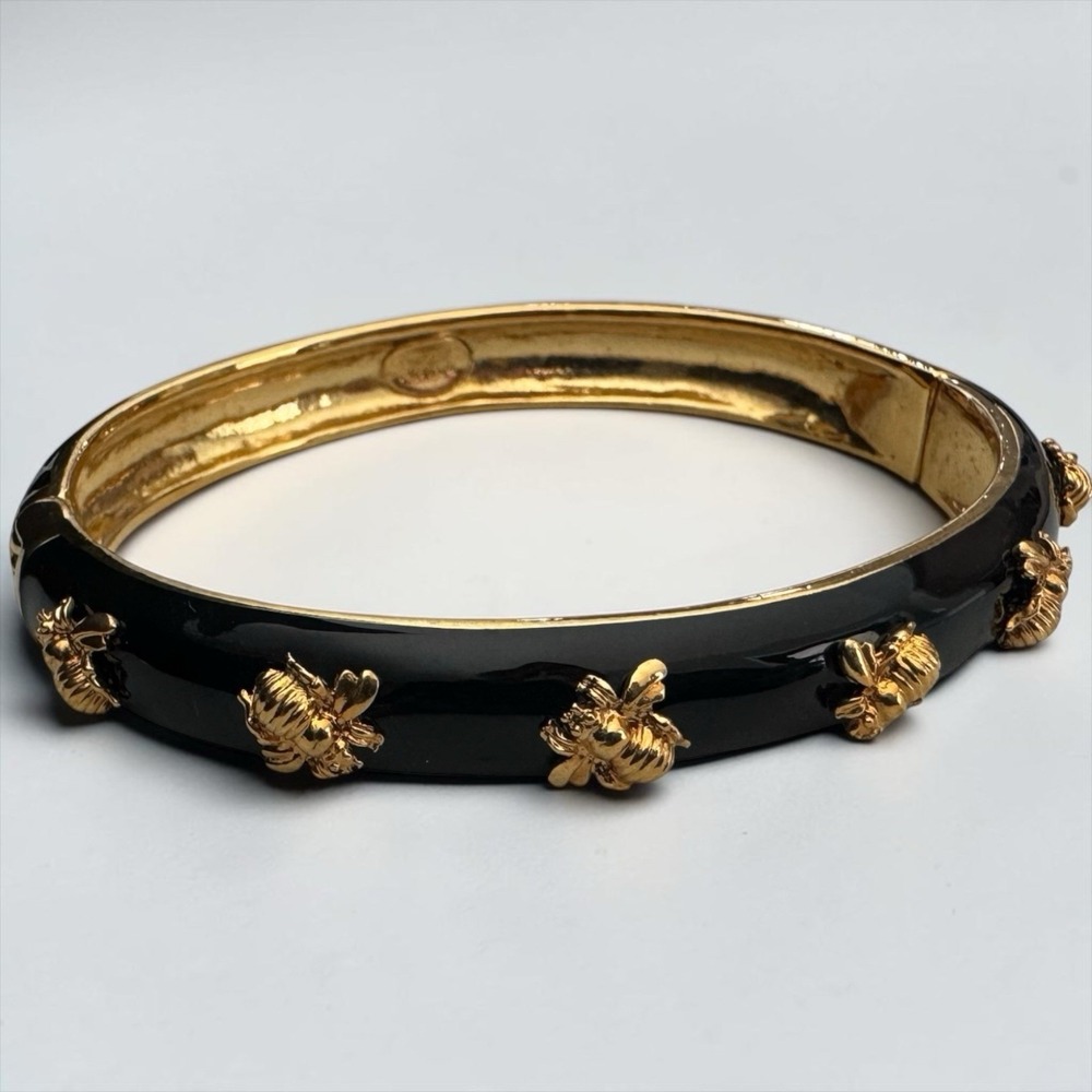 Joan Rivers Bumble Bee Black Enamel Gold Tone Clamper Bracelet Vintage